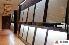 <b>污垢还可用清洁毛巾擦拭即可</b>